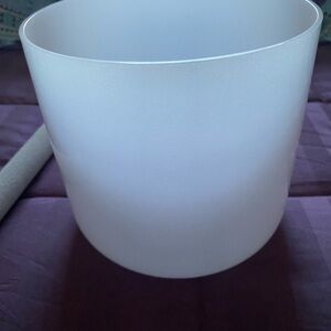 Frosted Crystal Singing Bowl C/C#